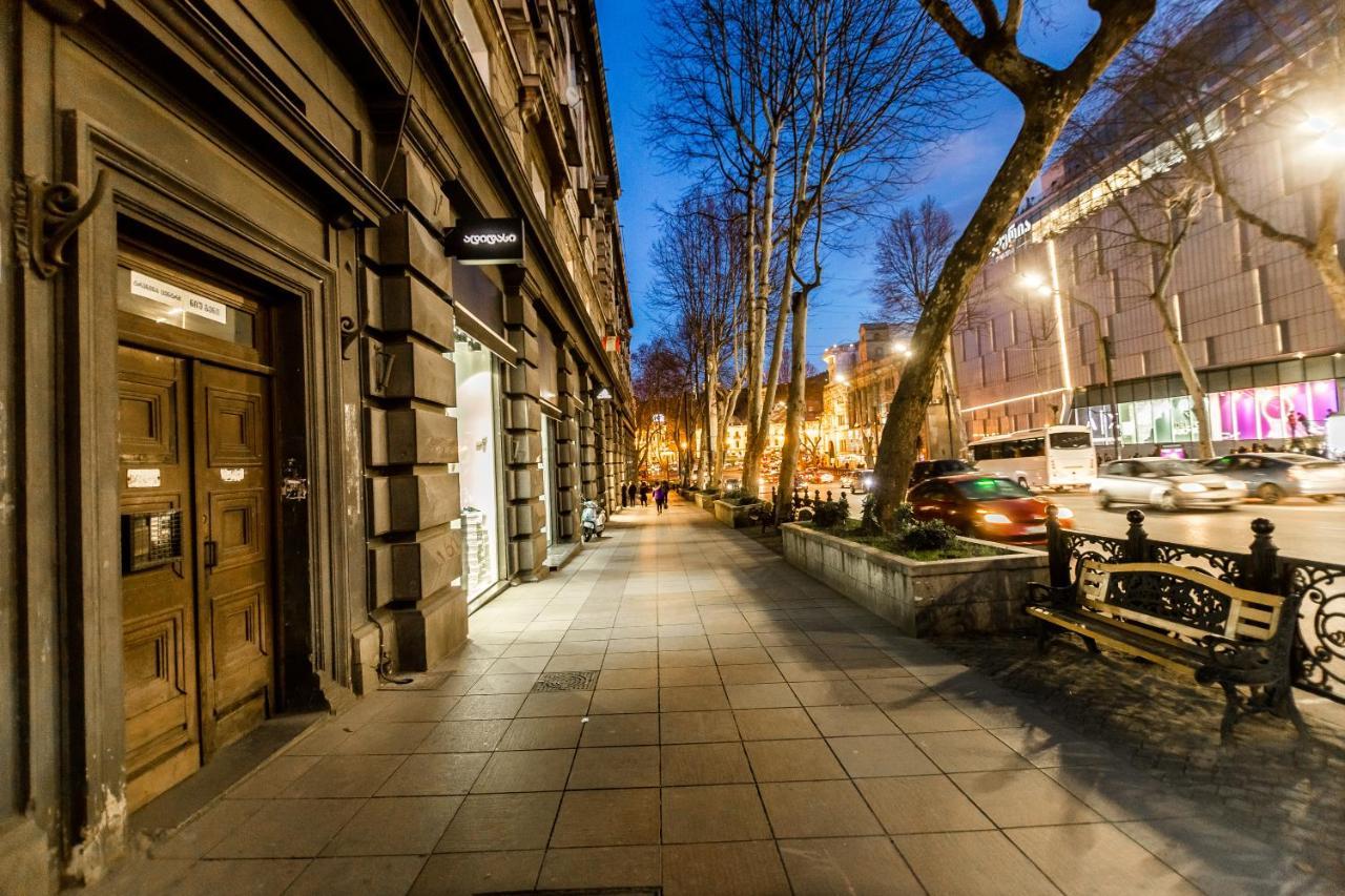 טביליסי Apartment Gallery Rustaveli 1 מראה חיצוני תמונה