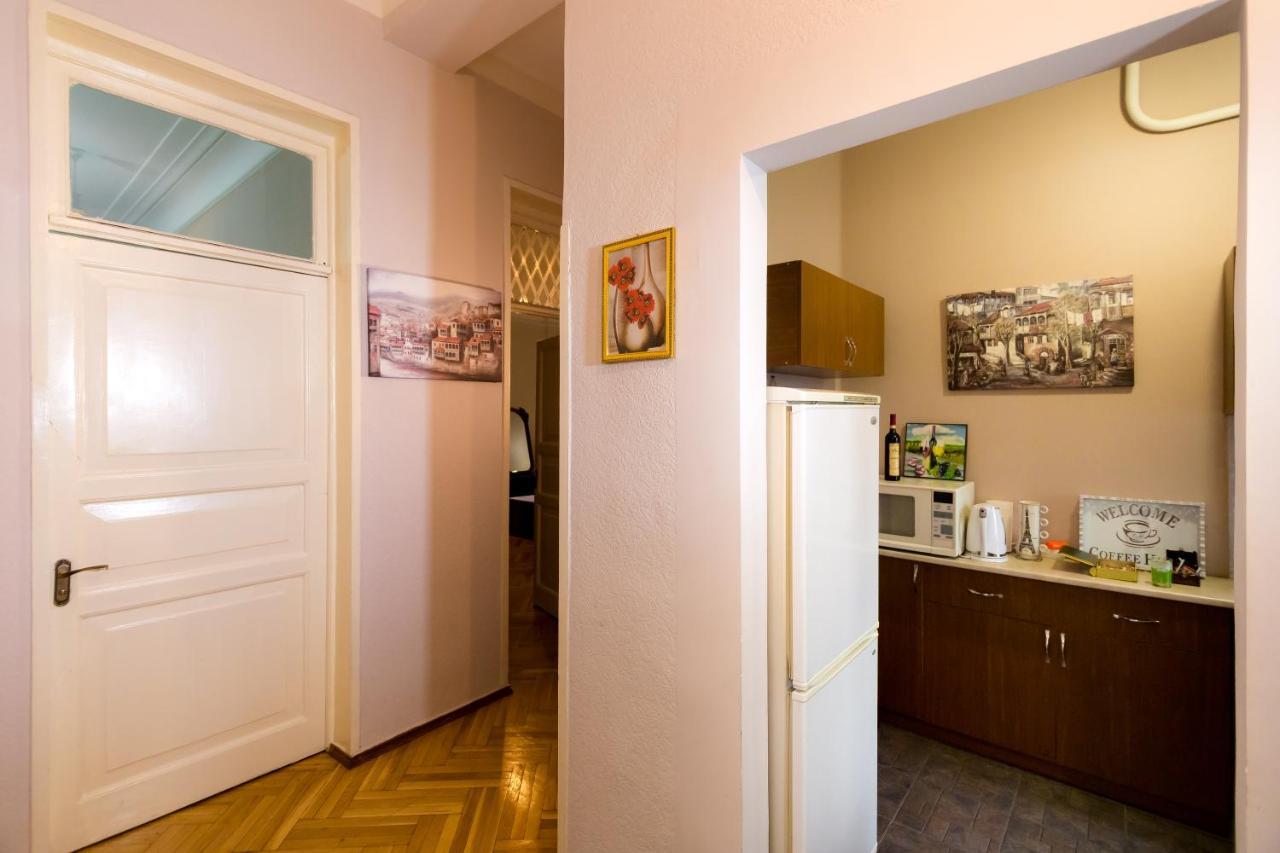 טביליסי Apartment Gallery Rustaveli 1 מראה חיצוני תמונה