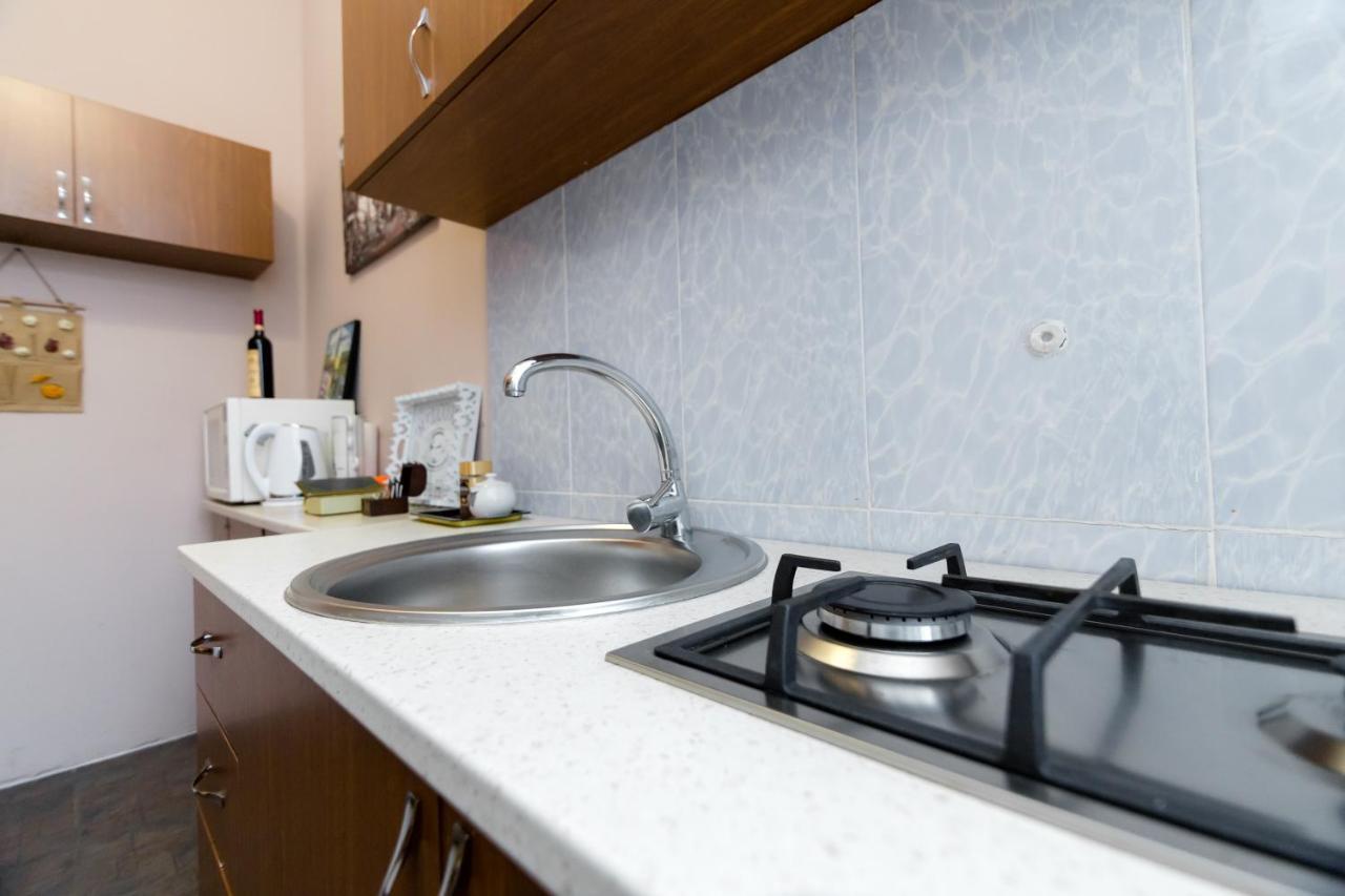 טביליסי Apartment Gallery Rustaveli 1 מראה חיצוני תמונה